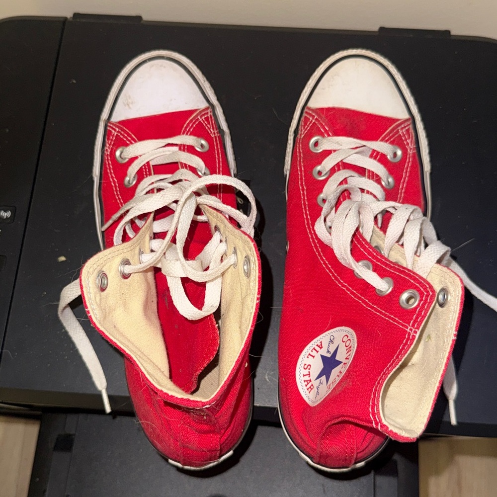 Red Converse Chuck Taylor All Star Sneakers Mens 7 Canvas Hi Top Shoes